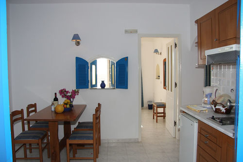 Johannes Boutique & * Afantou